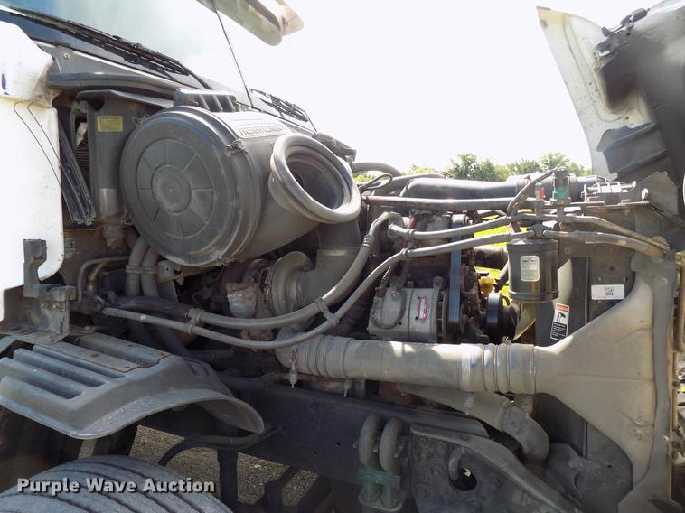 image for item FJ9312 2009 Freightliner Century Class semi truck