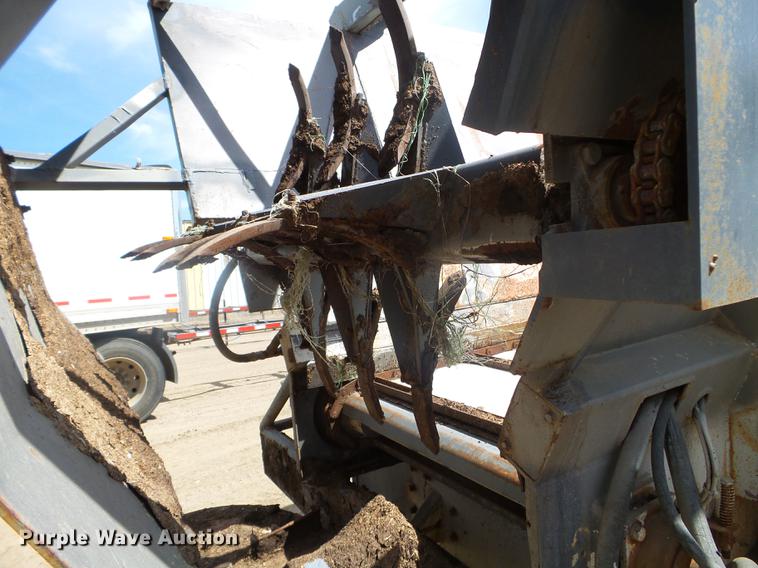 image for item FM9370 1993 Red River live bottom trailer