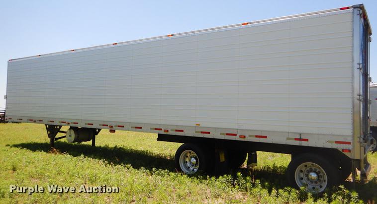 image for item FT9509 1997 Utility VS2R refrigerated van trailer