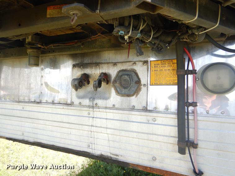 image for item FT9509 1997 Utility VS2R refrigerated van trailer