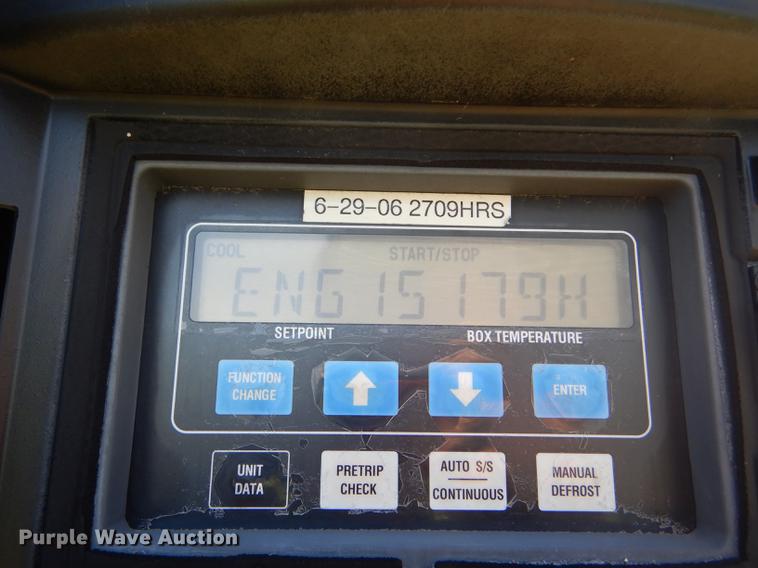 image for item FT9509 1997 Utility VS2R refrigerated van trailer