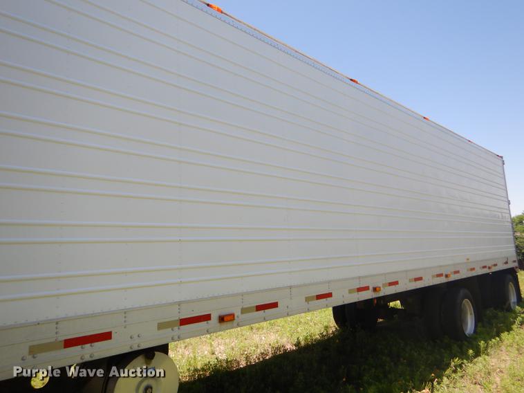 image for item FT9509 1997 Utility VS2R refrigerated van trailer