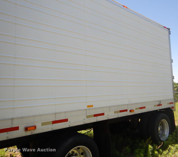 image for item FT9509 1997 Utility VS2R refrigerated van trailer