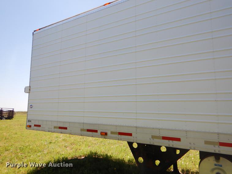 image for item FT9509 1997 Utility VS2R refrigerated van trailer