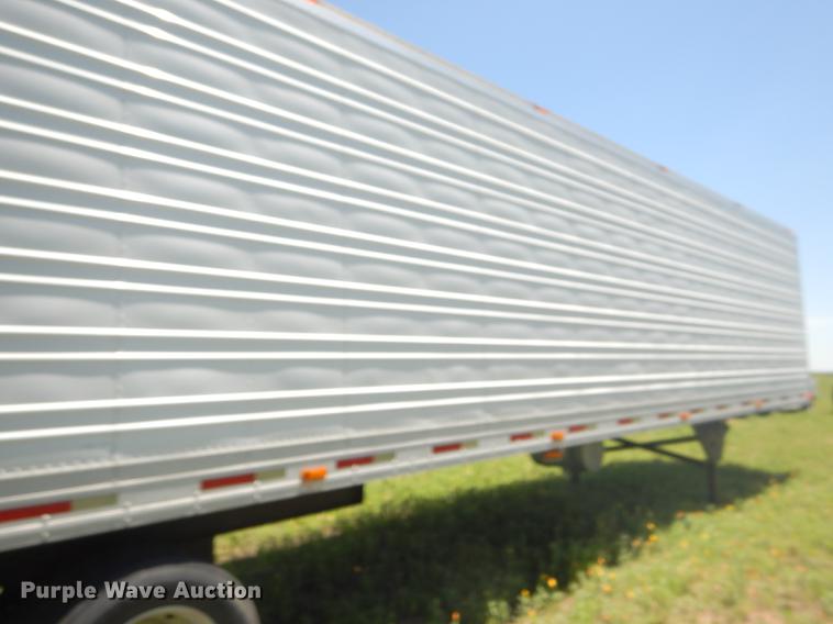 image for item FT9509 1997 Utility VS2R refrigerated van trailer