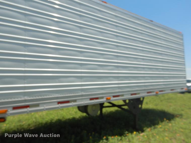 image for item FT9509 1997 Utility VS2R refrigerated van trailer