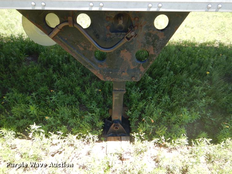 image for item FT9509 1997 Utility VS2R refrigerated van trailer