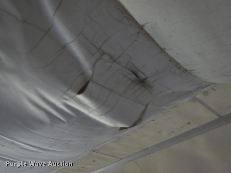 image for item FT9509 1997 Utility VS2R refrigerated van trailer