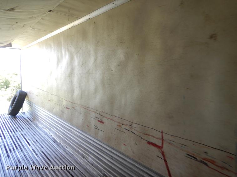 image for item FT9509 1997 Utility VS2R refrigerated van trailer