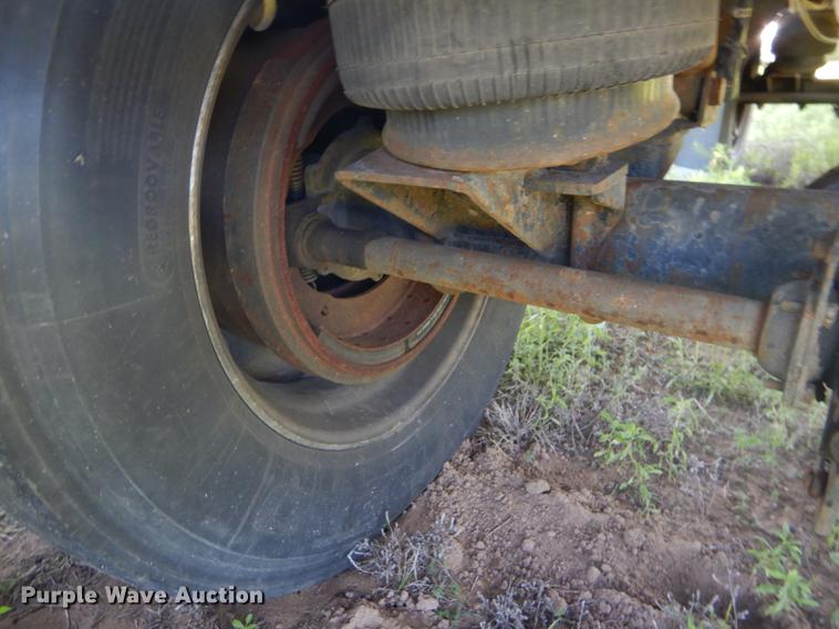 image for item FT9509 1997 Utility VS2R refrigerated van trailer