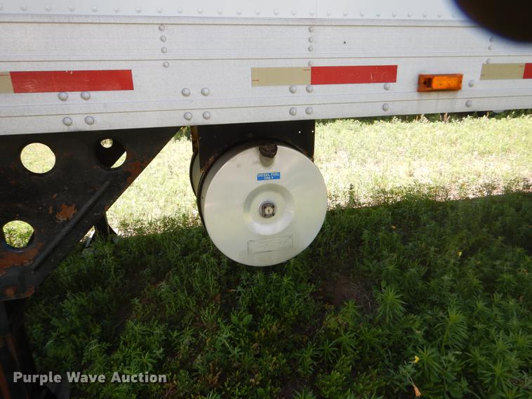 image for item FT9509 1997 Utility VS2R refrigerated van trailer