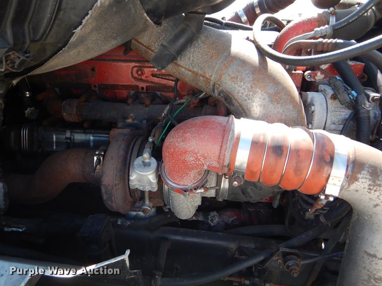 image for item FT9621 2007 International 9400i semi truck