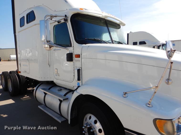 image for item FT9621 2007 International 9400i semi truck