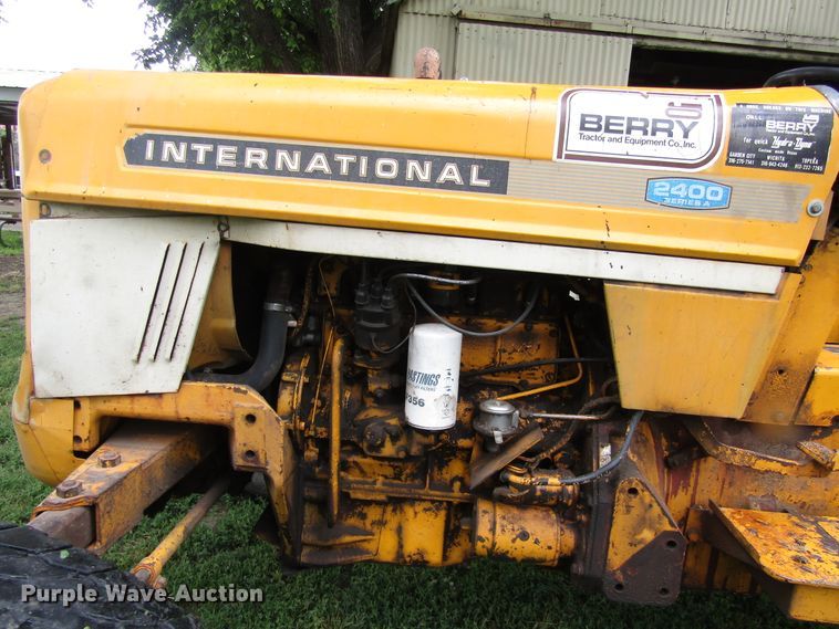 image for item DB4949 International 2400A tractor