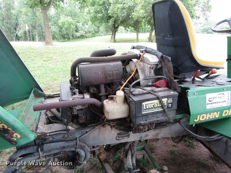 image for item DB4950 John Deere 3235A fairway mower