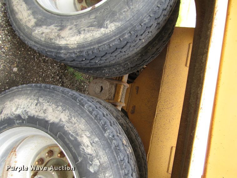 image for item DB4952 1982 Timpte bottom dump trailer