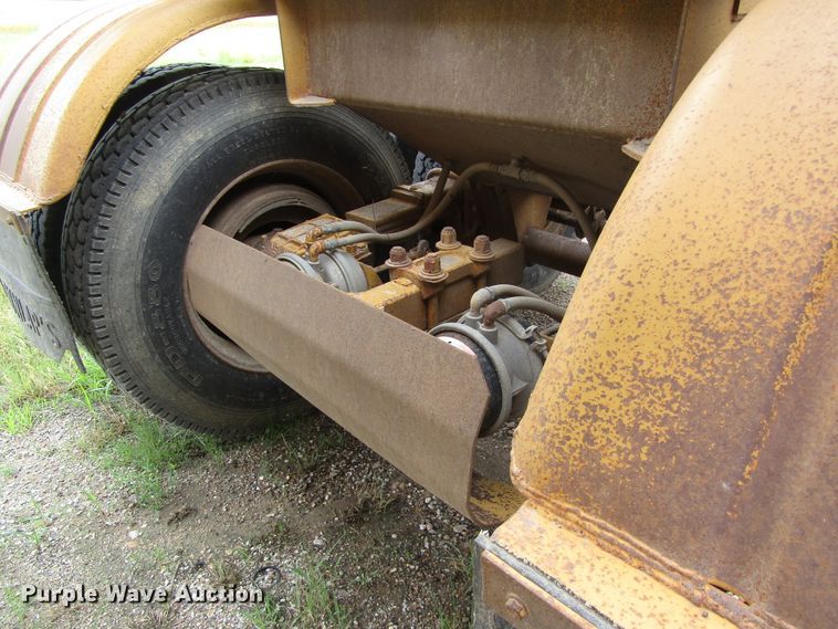 image for item DB4952 1982 Timpte bottom dump trailer