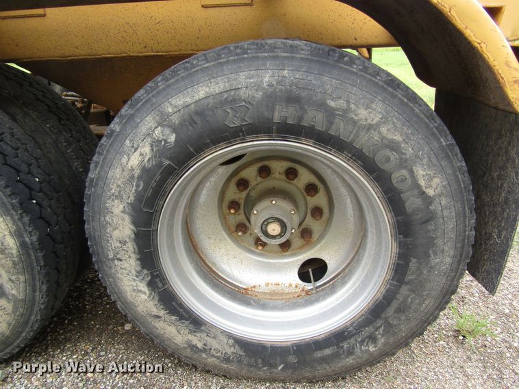 image for item DB4952 1982 Timpte bottom dump trailer