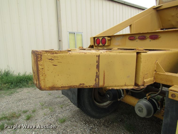 image for item DB4952 1982 Timpte bottom dump trailer