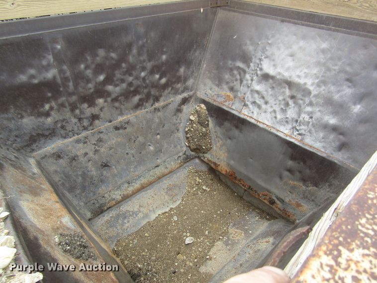 image for item DB4952 1982 Timpte bottom dump trailer