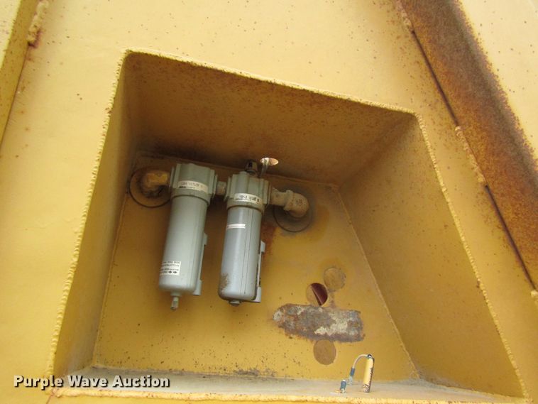 image for item DB4952 1982 Timpte bottom dump trailer