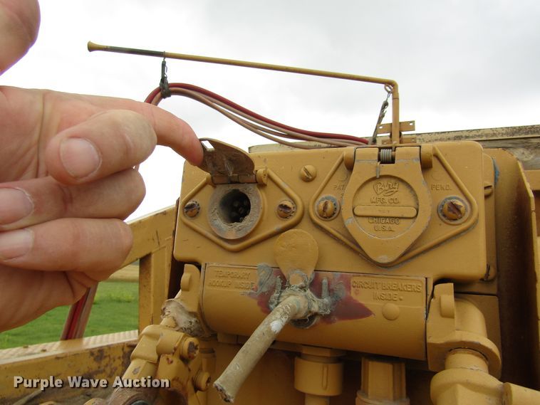 image for item DB4952 1982 Timpte bottom dump trailer