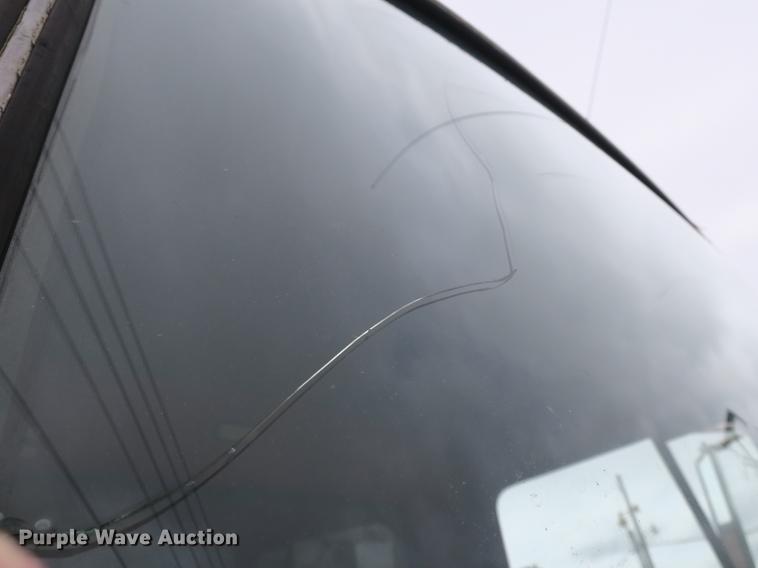 image for item DB8769 1982 Ford 700 dump truck