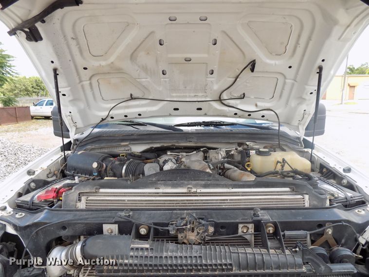 image for item DB9505 2008 Ford F550 flatbed pickup truck