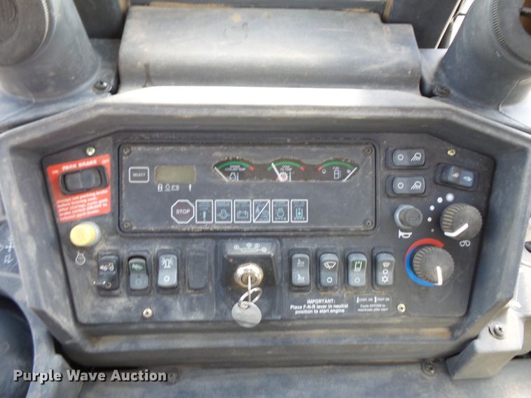 image for item DC4545 2006 John Deere 310SG backhoe