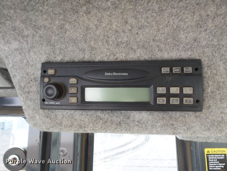 image for item DC4545 2006 John Deere 310SG backhoe