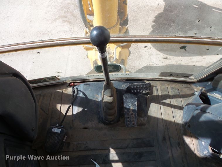 image for item DC4545 2006 John Deere 310SG backhoe