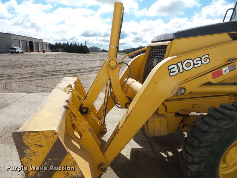 image for item DC4545 2006 John Deere 310SG backhoe