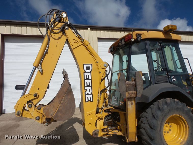image for item DC4545 2006 John Deere 310SG backhoe