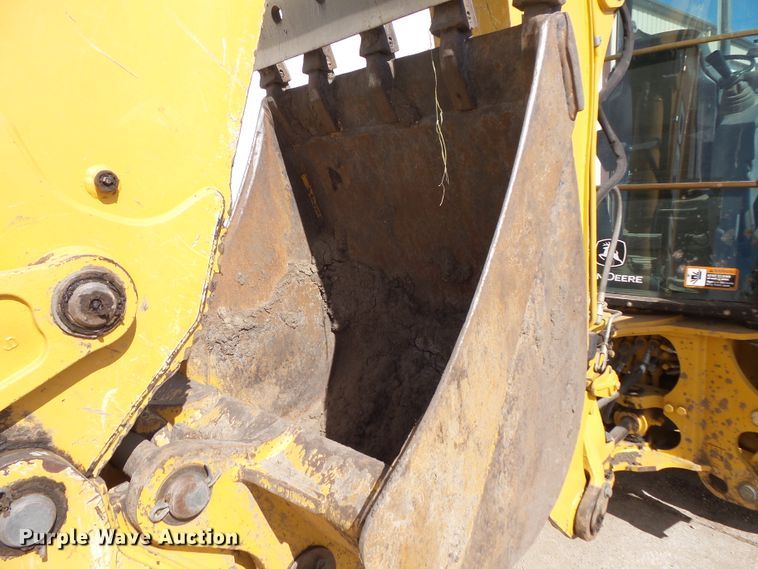 image for item DC4545 2006 John Deere 310SG backhoe