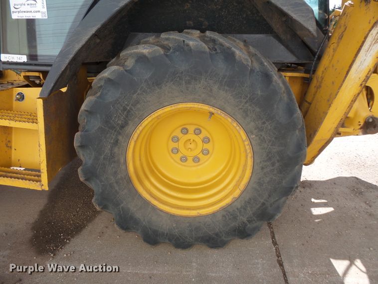 image for item DC4545 2006 John Deere 310SG backhoe