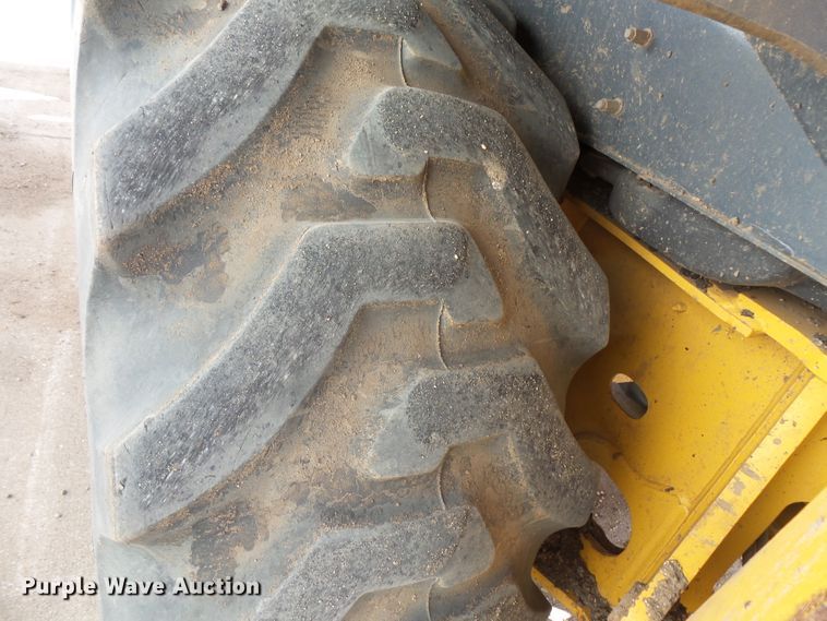 image for item DC4545 2006 John Deere 310SG backhoe