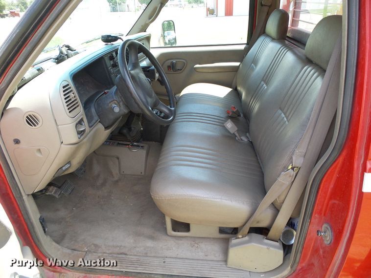 image for item DC5119 2000 Chevrolet K3500 brush fire truck