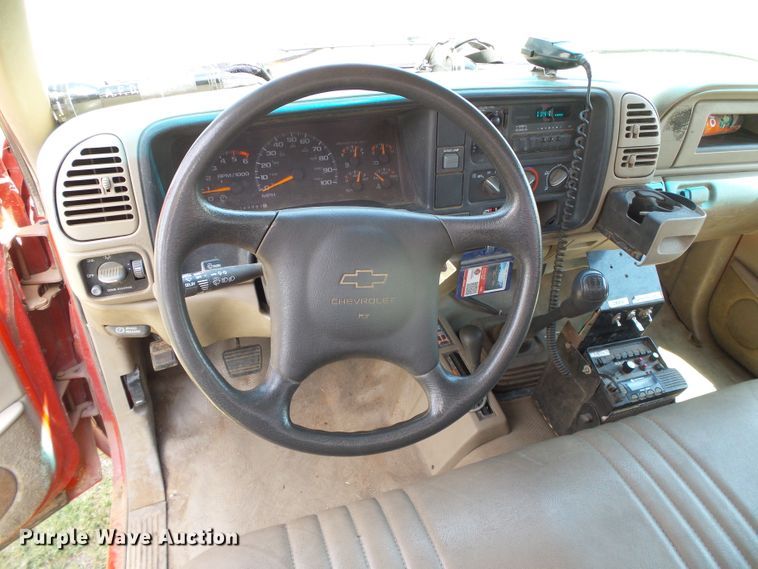 image for item DC5119 2000 Chevrolet K3500 brush fire truck