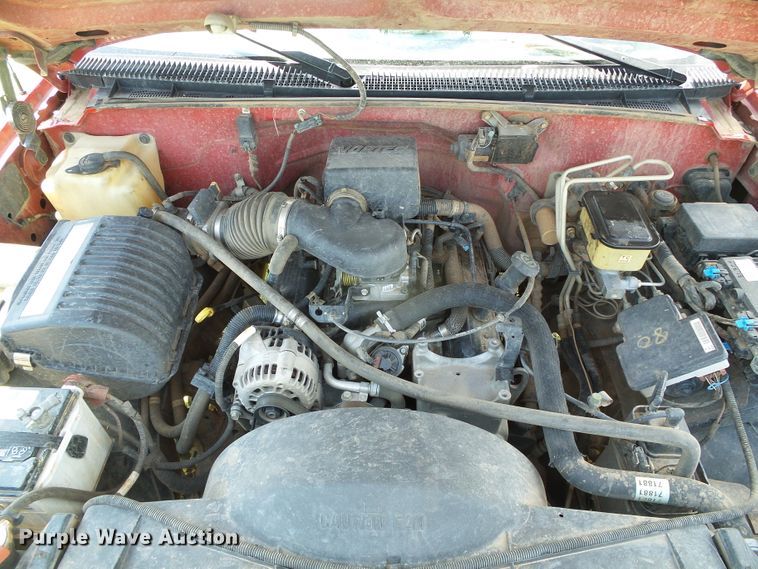 image for item DC5119 2000 Chevrolet K3500 brush fire truck