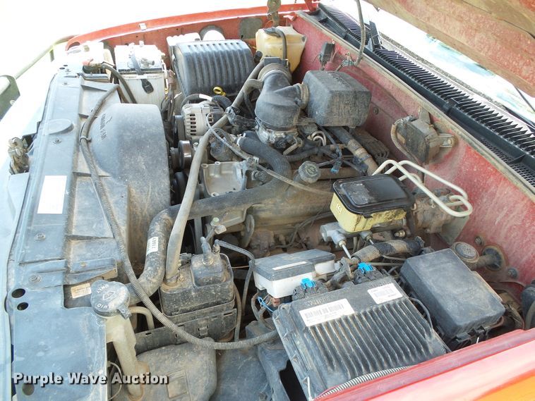 image for item DC5119 2000 Chevrolet K3500 brush fire truck