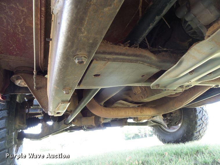 image for item DC5119 2000 Chevrolet K3500 brush fire truck