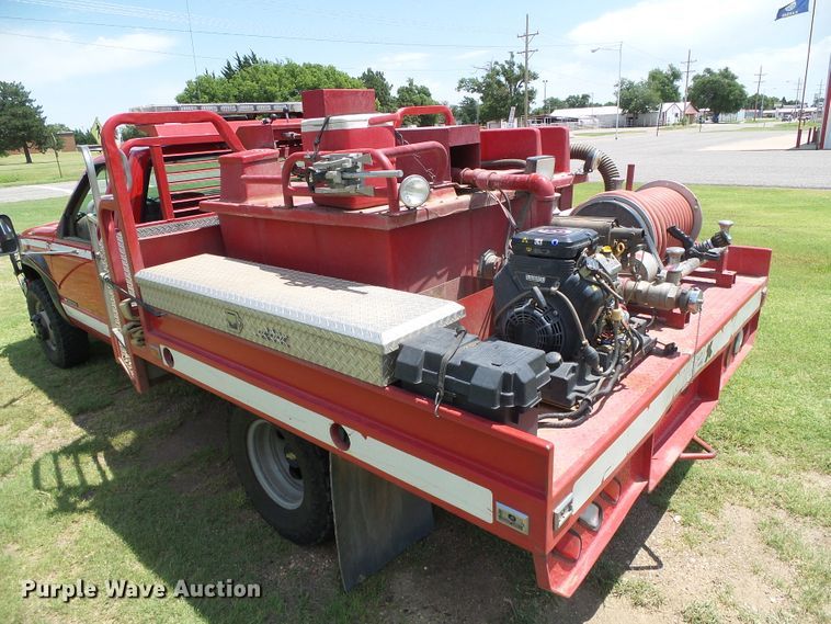 image for item DC5119 2000 Chevrolet K3500 brush fire truck