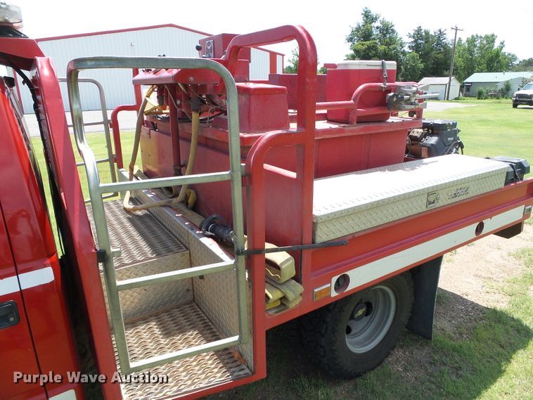 image for item DC5119 2000 Chevrolet K3500 brush fire truck