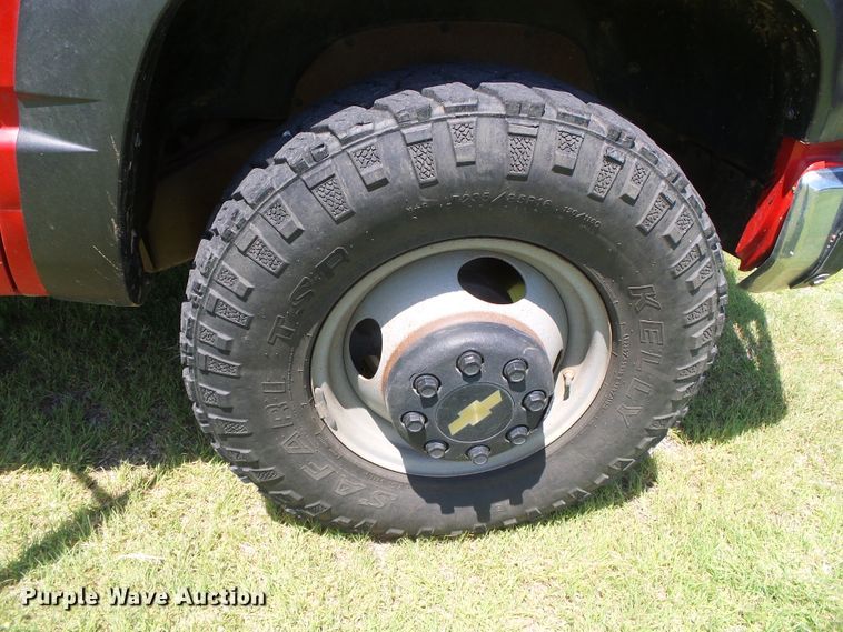 image for item DC5119 2000 Chevrolet K3500 brush fire truck