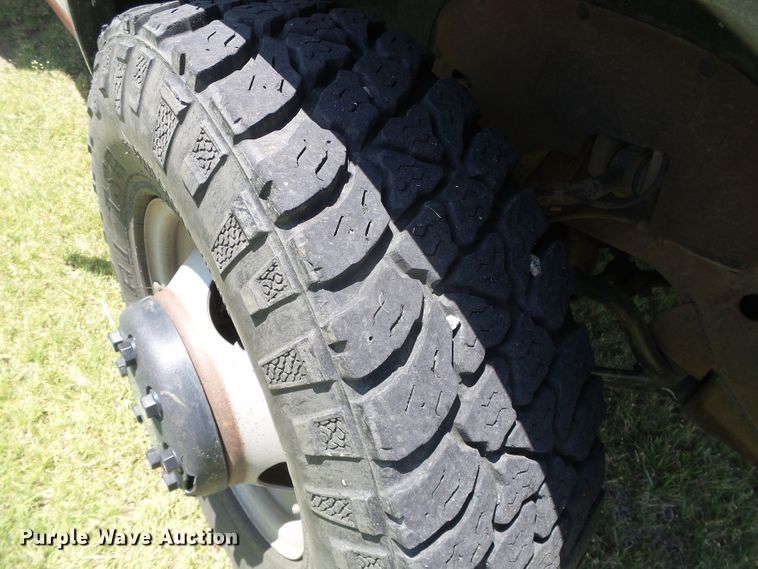 image for item DC5119 2000 Chevrolet K3500 brush fire truck