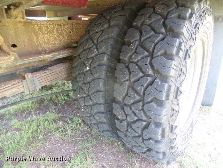 image for item DC5119 2000 Chevrolet K3500 brush fire truck