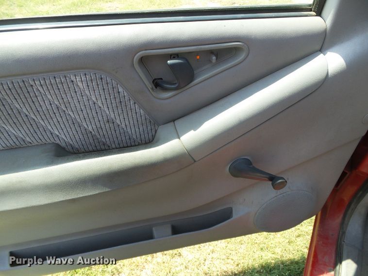 image for item DC5121 1996 GMC Sonoma SLS pickup truck