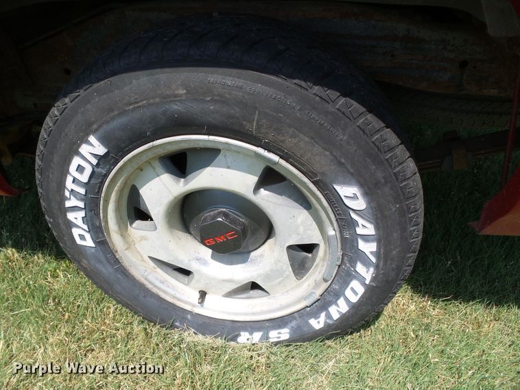 image for item DC5121 1996 GMC Sonoma SLS pickup truck