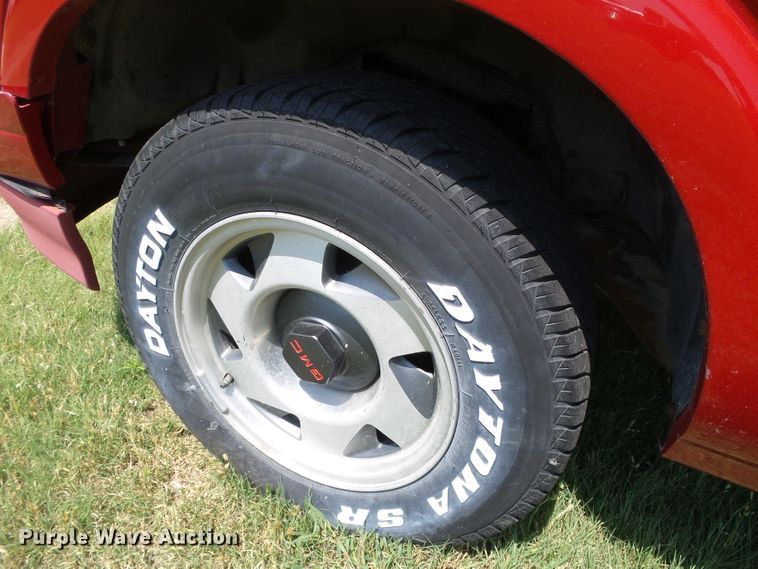 image for item DC5121 1996 GMC Sonoma SLS pickup truck