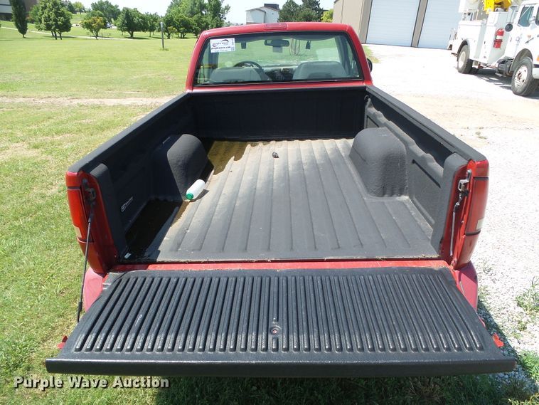 image for item DC5121 1996 GMC Sonoma SLS pickup truck